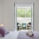 Marina *