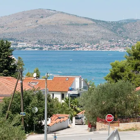Marina Apartment *