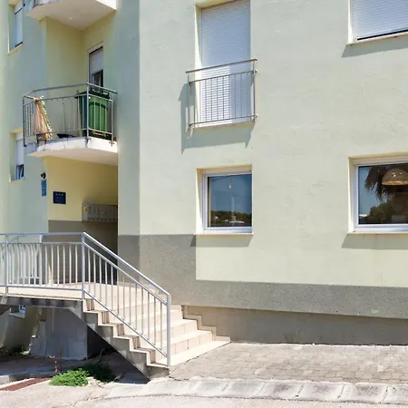 Apartment Marina